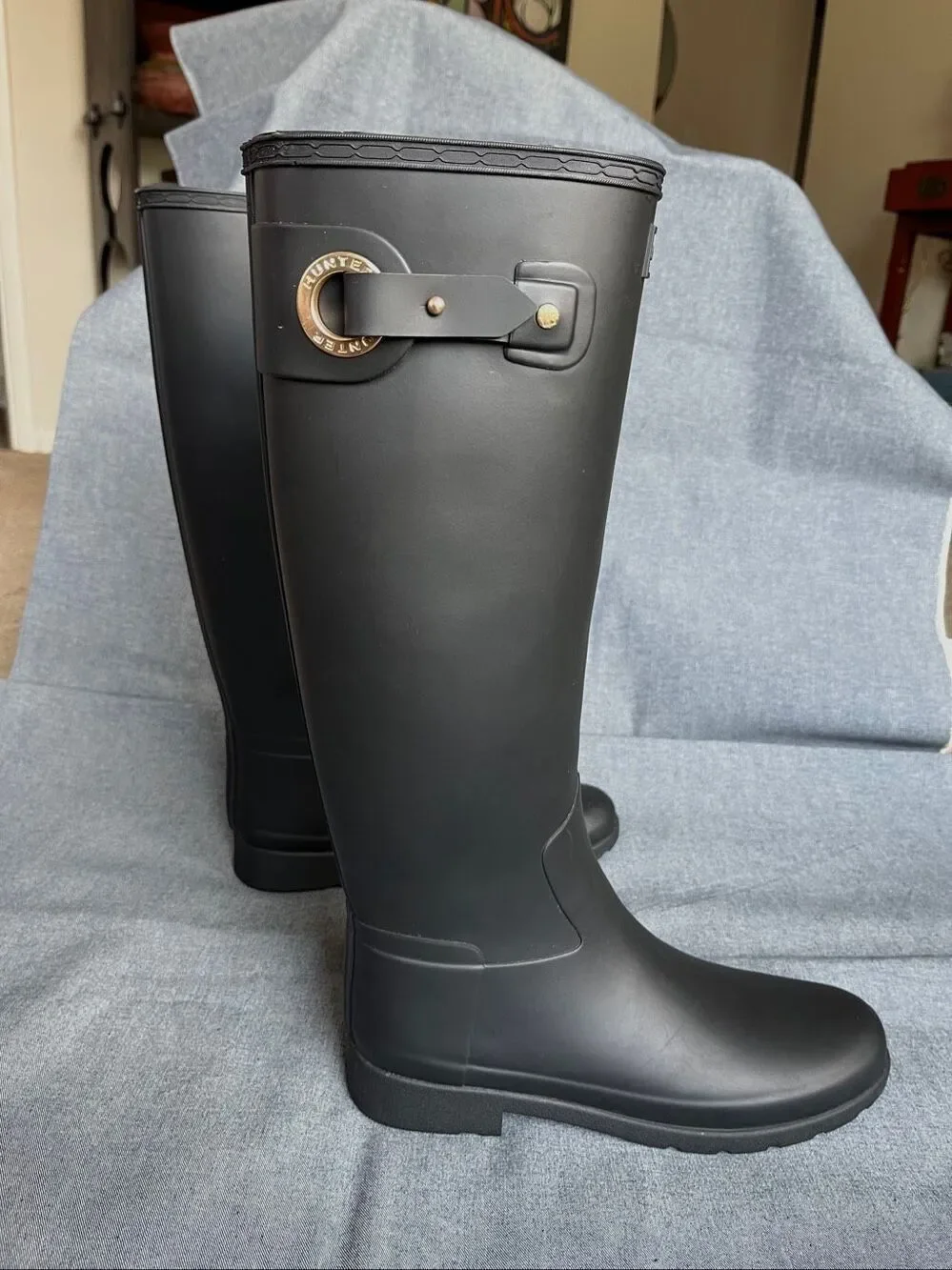 Hunter Refined Tall Rain Boots Womens 10 Waterproof Matte Rubber Black FSC
